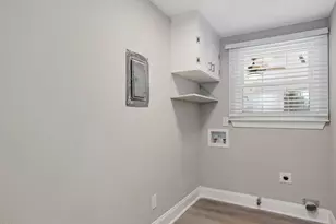 1024 Tanglewood Dr, Cary, NC 27511 - Photo 21