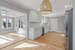 1024 Tanglewood Dr, Cary, NC 27511 - Photo 5