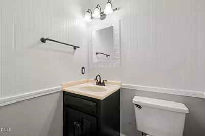 5513 Dunallie Drive, Fuquay Varina, NC 27526 - Photo 17