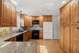 5513 Dunallie Dr, Fuquay Varina, NC 27526 - Photo 11