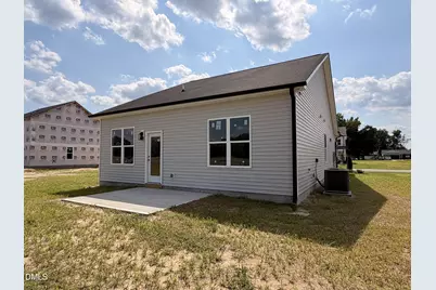 60 W Coulter Court, Selma, NC 27576 - Photo 7