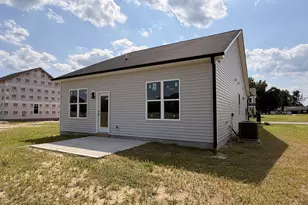 60 W Coulter Ct, Selma, NC 27576 - Photo 7