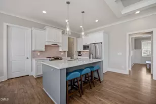 9201 Penny Rd, Raleigh, NC 27606 - Photo 17