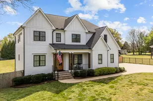 9201 Penny Rd, Raleigh, NC 27606 - Photo 3