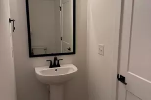 34 Joyner Park Dr, Rocky Mount, NC 27803 - Photo 11