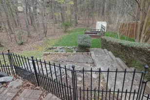 508 Ashburn Ln, Durham, NC 27703 - Photo 5