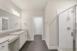 10210 Sablewood Dr, Raleigh, NC 27617 - Photo 19