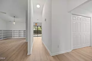 115 Greenmeadow Ln, Chapel Hill, NC 27514 - Photo 9