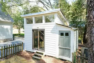 711 W Carver St, Durham, NC 27704 - Photo 25