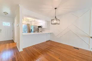 812 Green Ridge Dr, Raleigh, NC 27609 - Photo 7