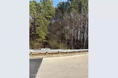 660 E Jackson Boulevard, Erwin, NC 28339 - Photo 7