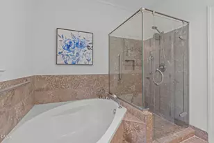 100 Planters Wood Ln, Cary, NC 27518 - Photo 33