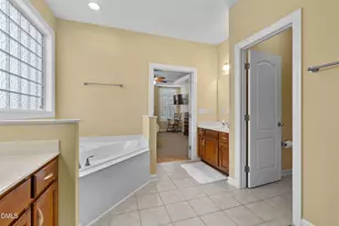 605 N Scotswood Blvd, Hillsborough, NC 27278 - Photo 23