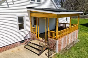 414 S Maple St, Graham, NC 27253 - Photo 33