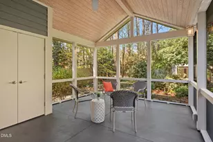 14 Timberlyne Rd, Chapel Hill, NC 27514 - Photo 21