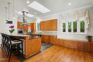 3207 Sussex Rd, Raleigh, NC 27607 - Photo 15