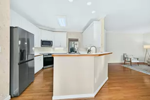 101 Magerton Ct, Cary, NC 27511 - Photo 19