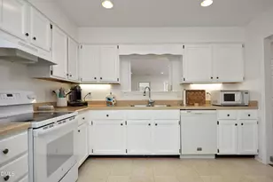 1507 Nature Ct, Raleigh, NC 27609 - Photo 9