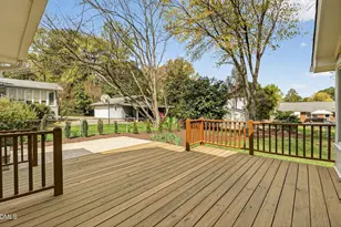 417 Crescent Ct, Raleigh, NC 27609 - Photo 5