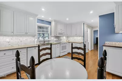 417 Crescent Court, Raleigh, NC 27609 - Photo 13