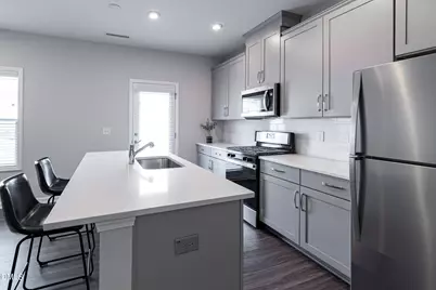 804 Oak Center Drive, Raleigh, NC 27610 - Photo 7