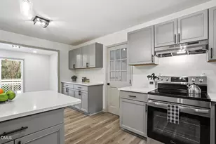 5112 Laurie Dr, Raleigh, NC 27606 - Photo 11