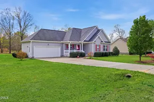 245 Oxfordshire Dr, Fuquay Varina, NC 27526 - Photo 7