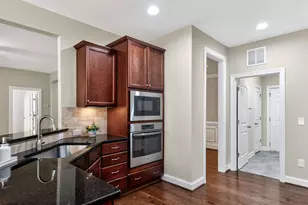 722 Toms Creek Rd, Cary, NC 27519 - Photo 15