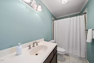 2908 Fairview Rd, Raleigh, NC 27608 - Photo 27