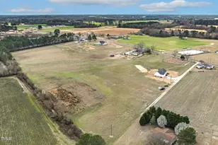 239 Surles Rd, Benson, NC 27504 - Photo 63