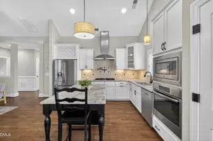 100 Elkton Green Ct, Cary, NC 27519 - Photo 27