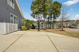 100 Elkton Green Ct, Cary, NC 27519 - Photo 47