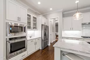 116 Crestview Rd, Raleigh, NC 27609 - Photo 17