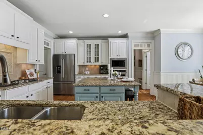 525 Wanderview Lane, Holly Springs, NC 27540 - Photo 9