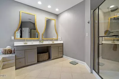 9208 Club Hill Drive, Raleigh, NC 27617 - Photo 27