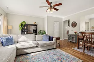 8211 Rhiannon Rd, Raleigh, NC 27613 - Photo 11