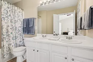 8211 Rhiannon Rd, Raleigh, NC 27613 - Photo 15