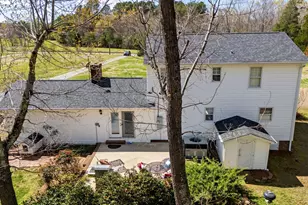 623 Stoney Creek Church Rd, Burlington, NC 27217 - Photo 9