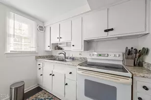 1030 Nichols Dr, Raleigh, NC 27605 - Photo 11