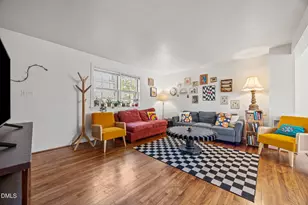 1030 Nichols Dr, Raleigh, NC 27605 - Photo 5