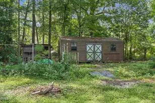 112 E Franklin St, Zebulon, NC 27597 - Photo 27