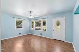 112 E Franklin St, Zebulon, NC 27597 - Photo 9