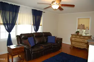 1517 Oakdale Cir, Henderson, NC 27536 - Photo 7