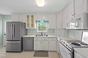 1429 Falls Church Rd, Raleigh, NC 27609 - Photo 27