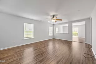 3050 Remington Oaks Cir, Cary, NC 27519 - Photo 5