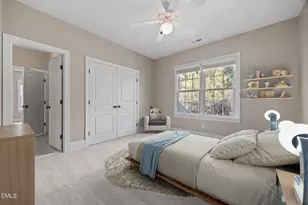 105 Baynes Ct, Chapel Hill, NC 27517 - Photo 31