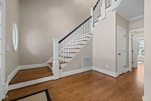 105 Baynes Ct, Chapel Hill, NC 27517 - Photo 3