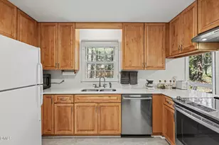 806 Churchill Dr, Chapel Hill, NC 27517 - Photo 11