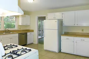 101 Martha Ln, Chapel Hill, NC 27514 - Photo 7