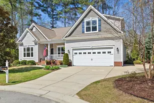 925 Lukestone Dr, Fuquay-Varina, NC 27526 - Photo 1